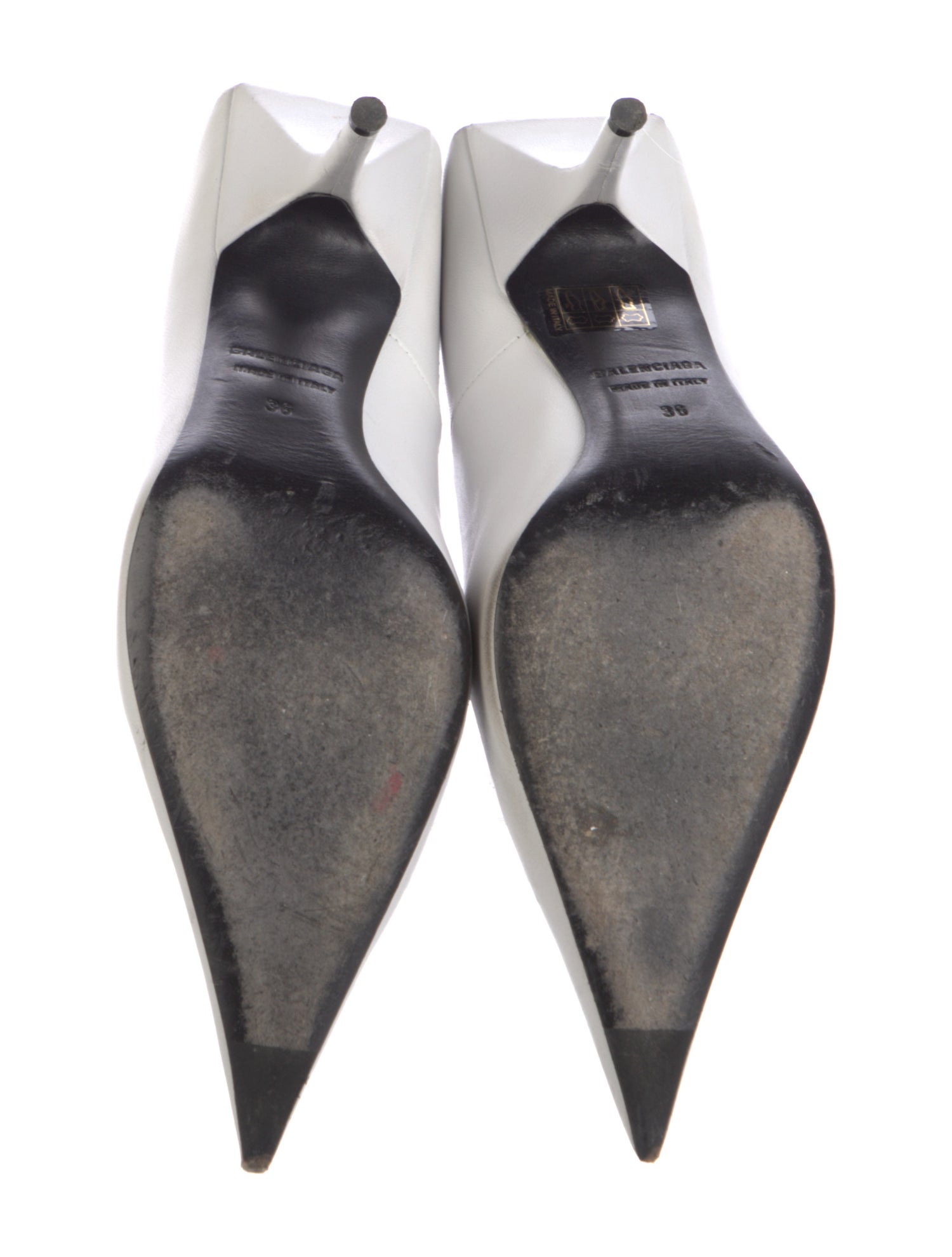 Balenciaga Leather Pumps